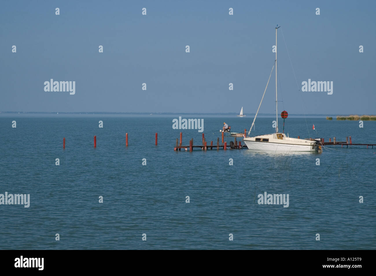 Ungheria Lago Balaton Tihany pescatore di barche a vela Foto Stock