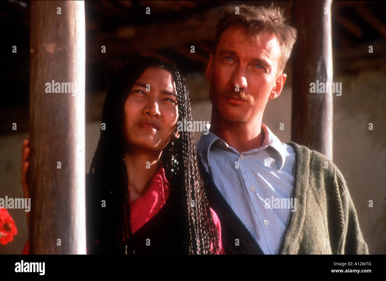 Sette Anni in Tibet - anno 1997 Director Jean Jacques Annaud David Thewlis Lhapka Tsamchoe Foto Stock
