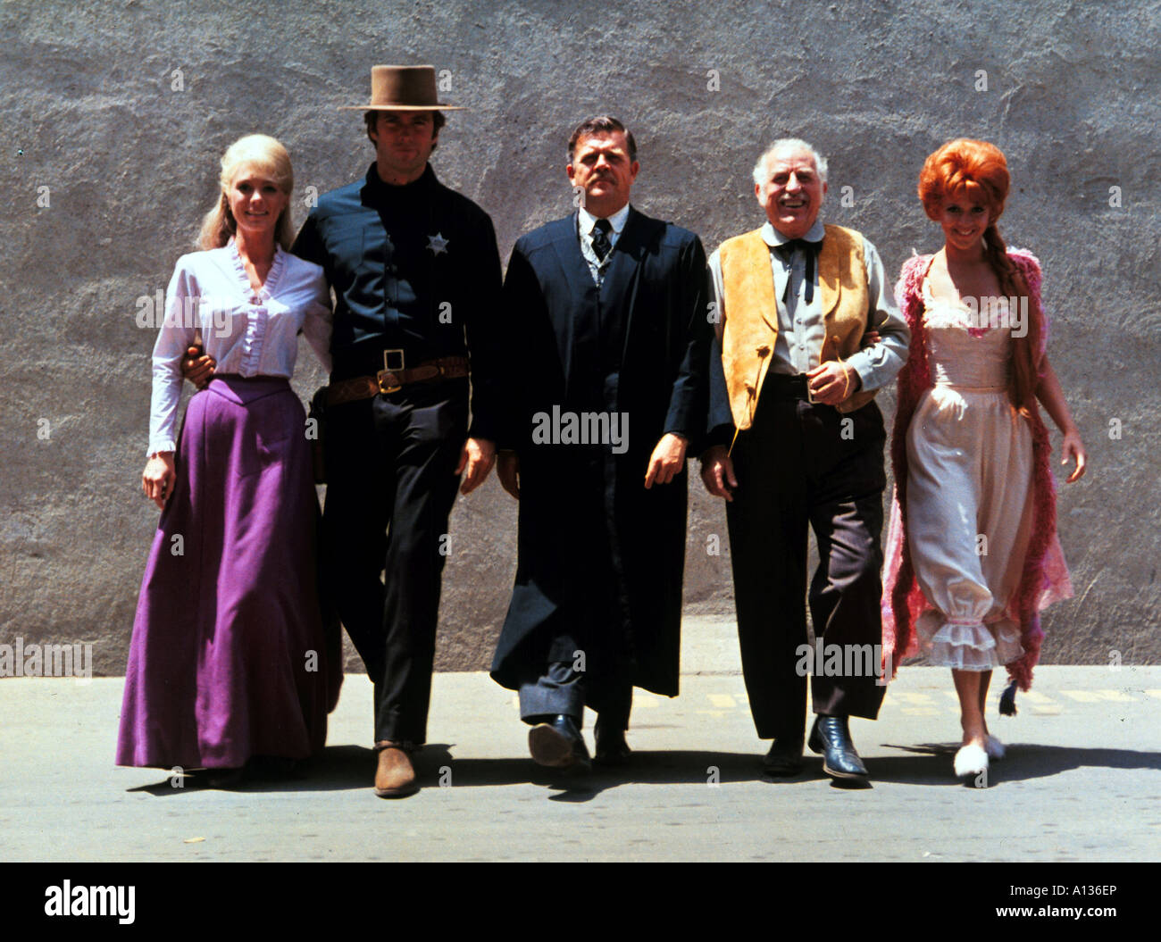 Hang em high 1968 Ted Post Clint Eastwood Pat Hingle Inger Stevens immagine di scatto Foto Stock