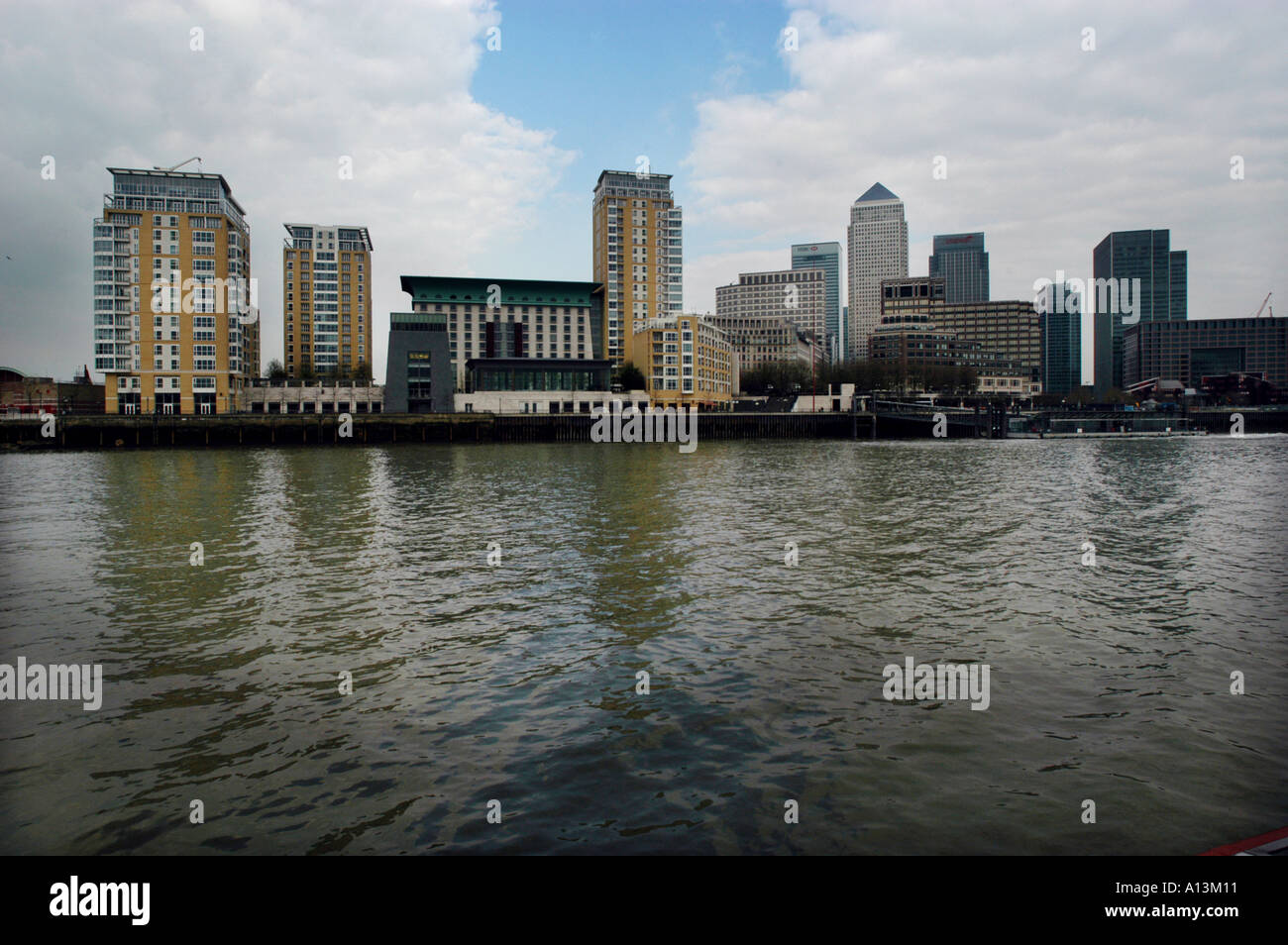 Londra Inghilterra canary wharf CANADA SQUARE Isle of Dogs 2005 Foto Stock