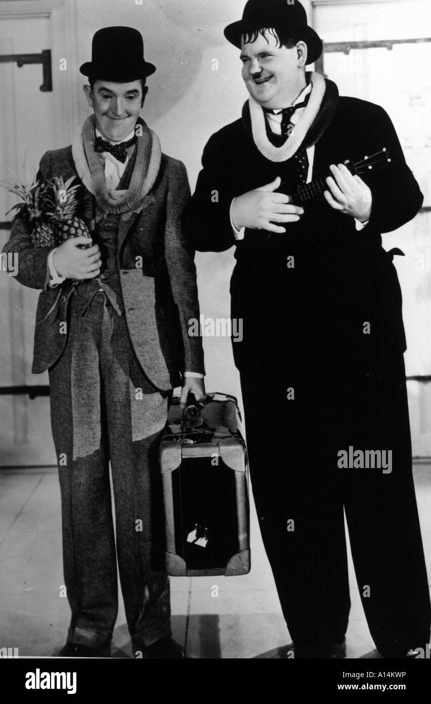 I Figli Del Deserto 1934 William A Seiter Stan Laurel Oliver Hardy Foto Stock Alamy