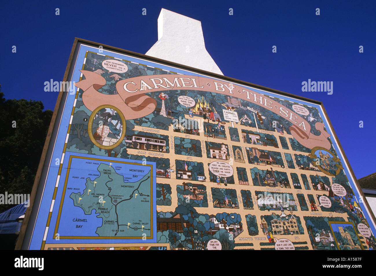 Chiusura del murale sulla parete di edificio che mostra Bill Bates divertente piano urbanistico del Carmelo da mare California USA K Gillham Foto Stock