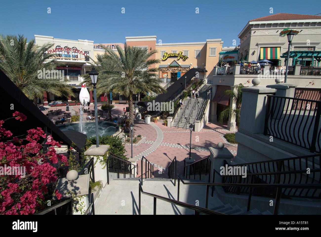 La pittoresca area dello shopping di Tampa Florida sanno come Channelside negozi e ristoranti del quartiere di mangiare di questa città Foto Stock