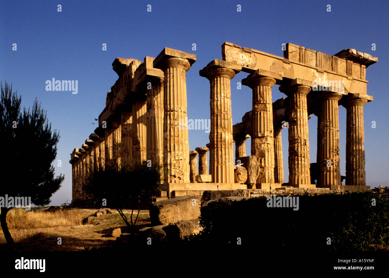 Tempio Dorico della Concordia, 440-430 a.C., Valle dei Templi, Agrigento, Sicilia, Italia, uno dei templi greci meglio conservati, Tempio di Eracle, Foto Stock