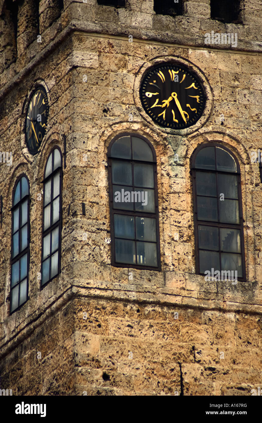 Torre dell Orologio con numeri arabi area bascarsija Sarajevo in Bosnia Erzegovina Foto Stock