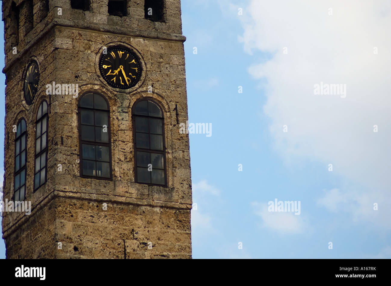 Torre dell Orologio con numeri arabi area bascarsija Sarajevo in Bosnia Erzegovina Foto Stock