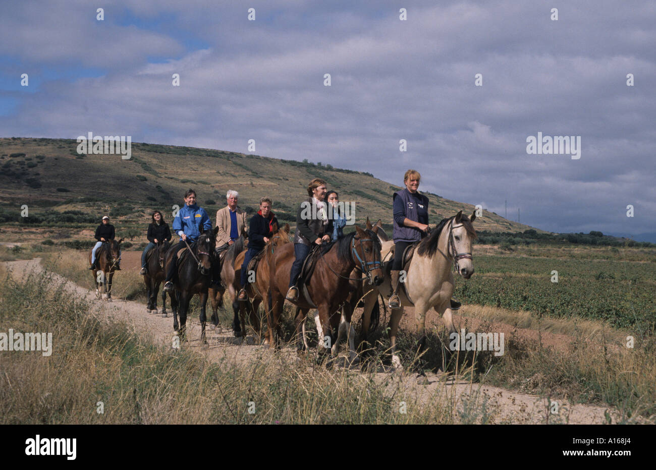 Trekking a cavallo in La Rioja Spagna Foto Stock