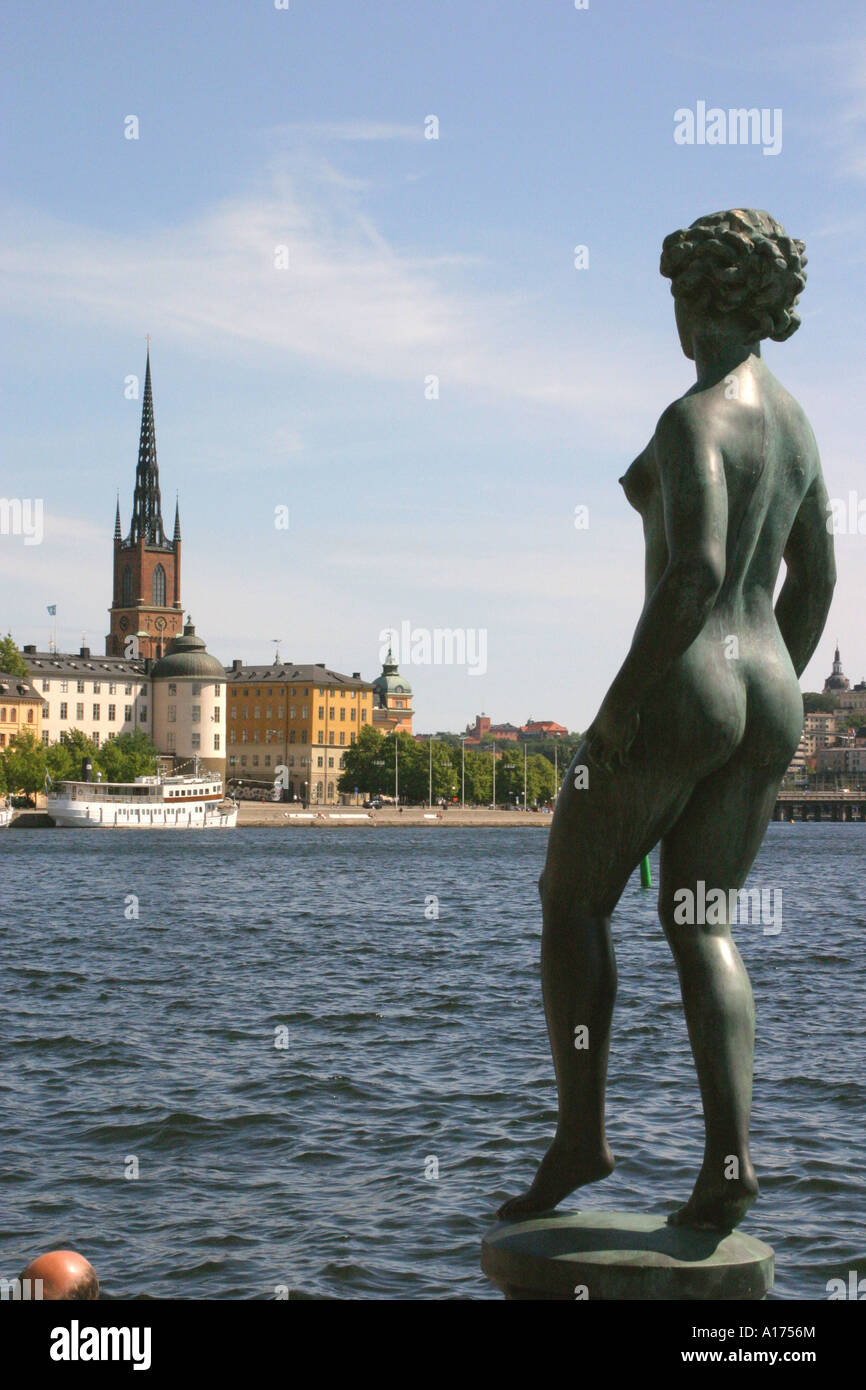 La Svezia, Stoccolma, Stadshuset, parco, ballerino Foto Stock