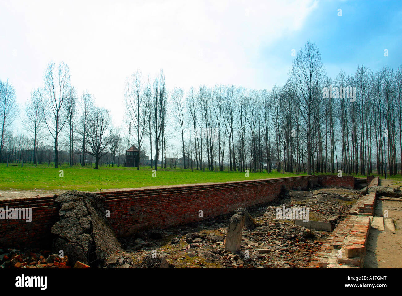 I resti delle camere a gas al campo di concentramento di Auschwitz e Birkenau, Polonia. Foto Stock