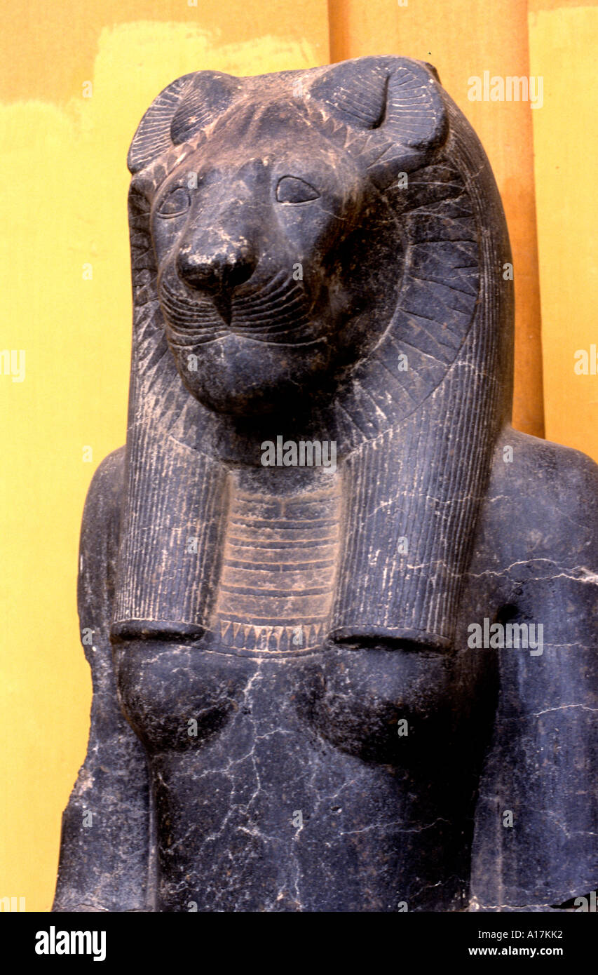 Lion Dea Sekmet egiziano Egitto Karnak 1555-1340 A.C. Foto Stock