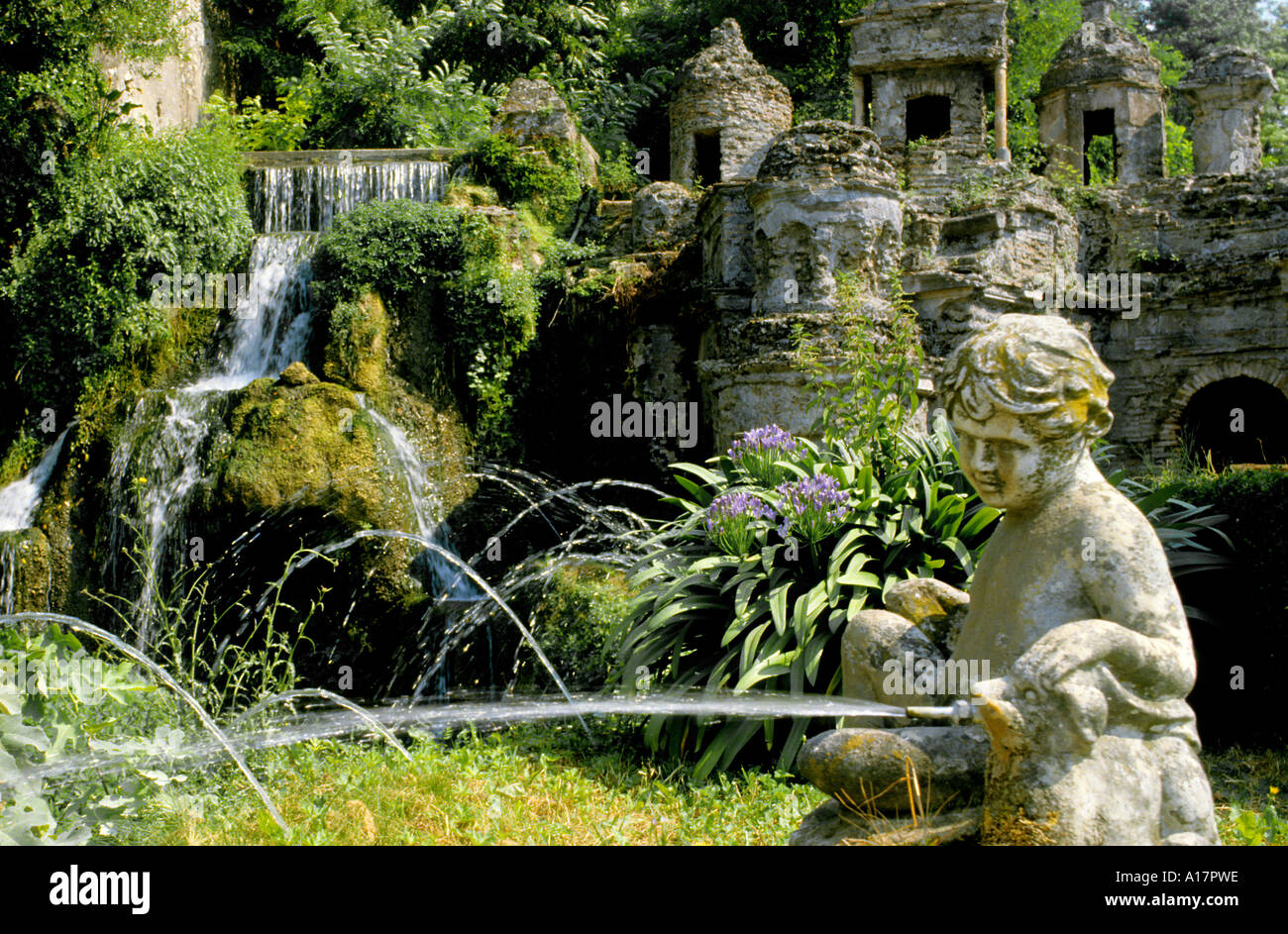 Villa d'Este Villa del 16th secolo a Tivoli, fontane rinascimentali italiane nei pressi di Roma, il cardinale Ippolito II d'Este Papa Alessandro V, Italia. Foto Stock