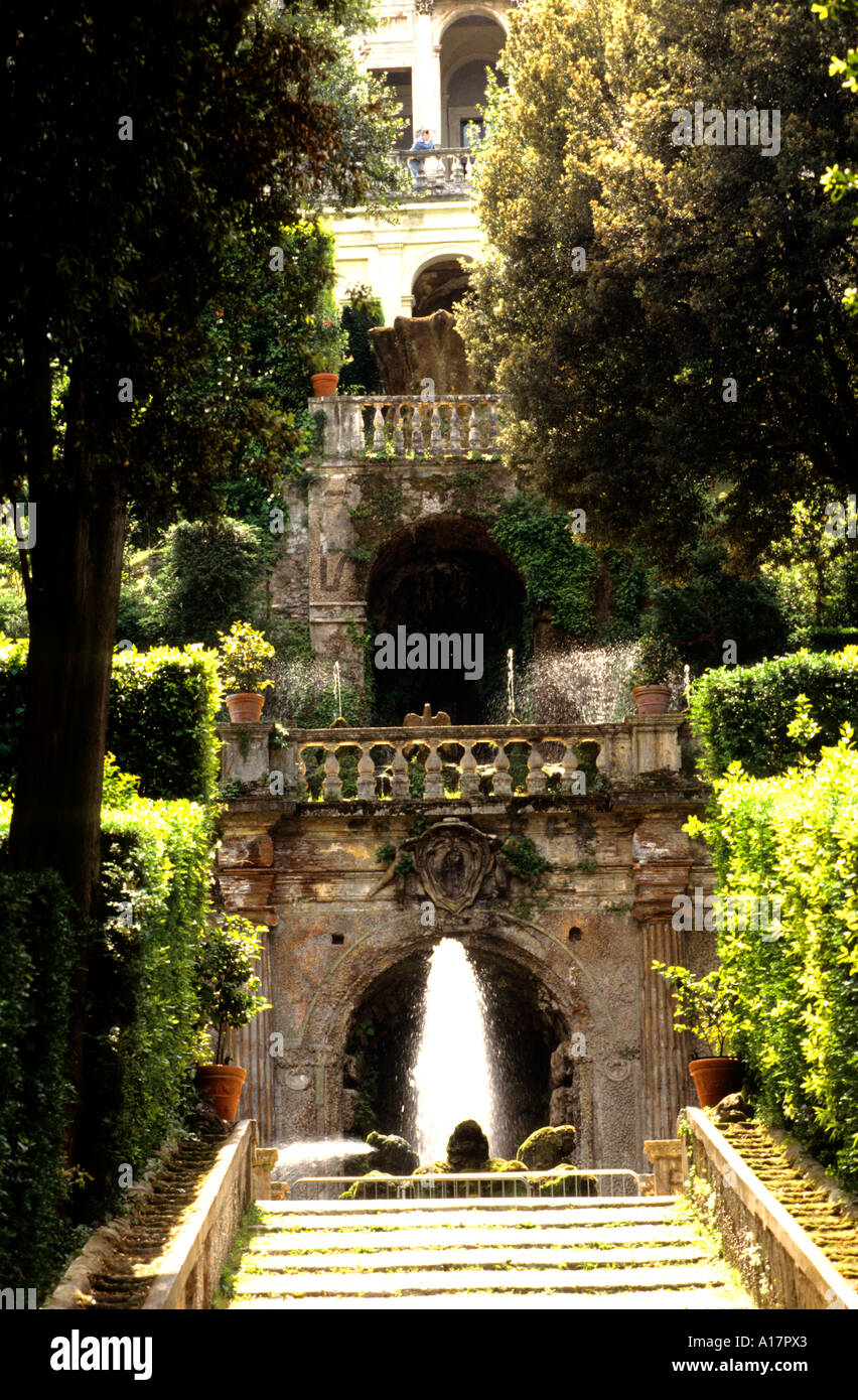 Villa d'Este Villa del 16th secolo a Tivoli, fontane rinascimentali italiane nei pressi di Roma, il cardinale Ippolito II d'Este Papa Alessandro V, Italia. Foto Stock