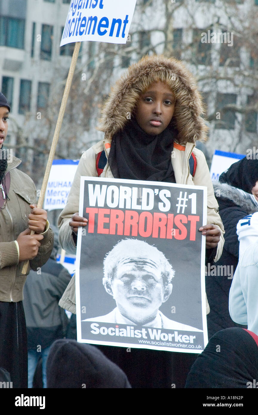 Anti George Bush protestor in Trafalgar Square Londra Foto Stock