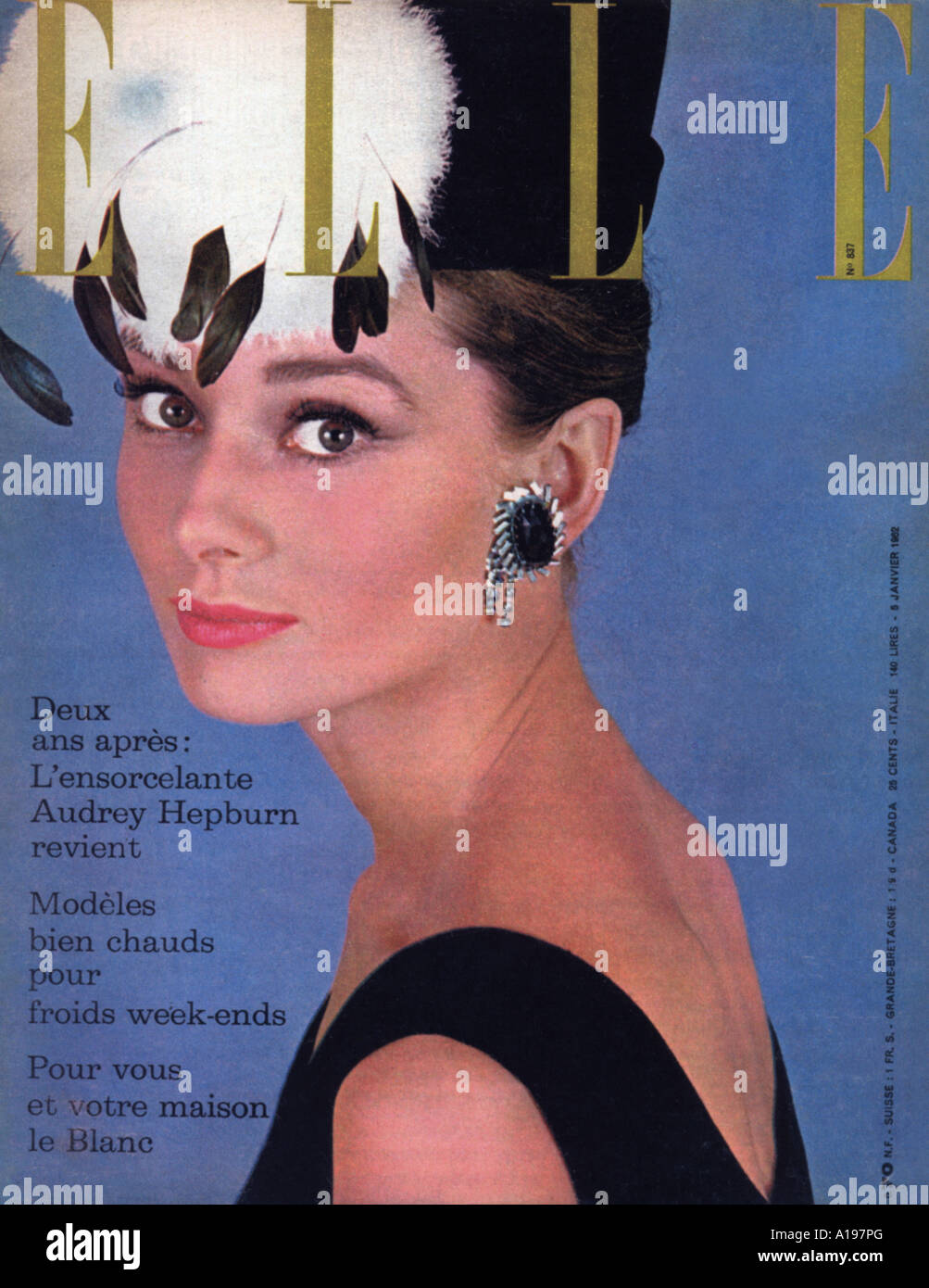 AUDREY HEPBURN sul coperchio del francese ELLE magazine problema 6 Gennaio 1962 Foto Stock