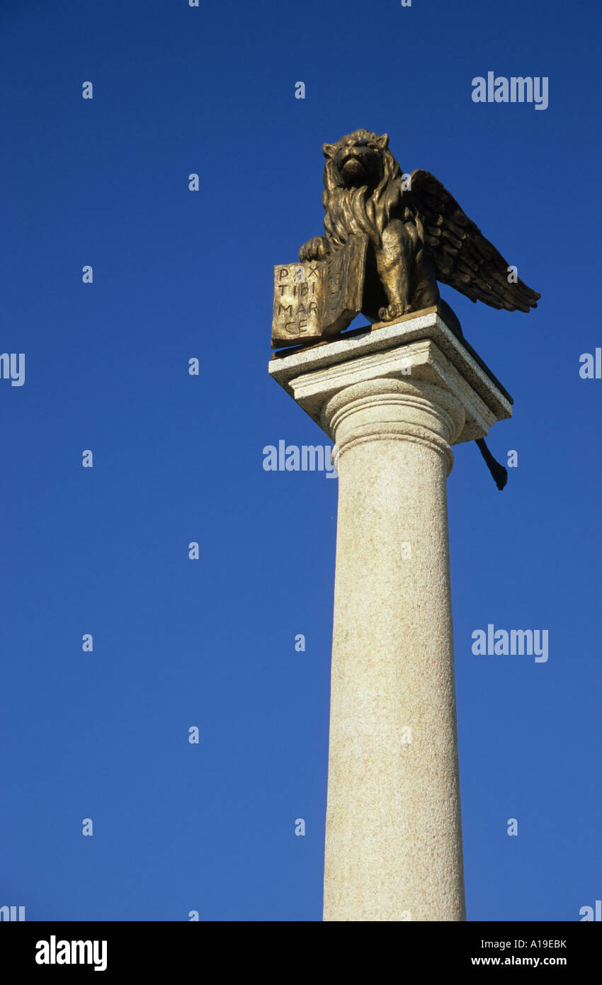 Statua del leone alato a Salo, Italia Foto Stock
