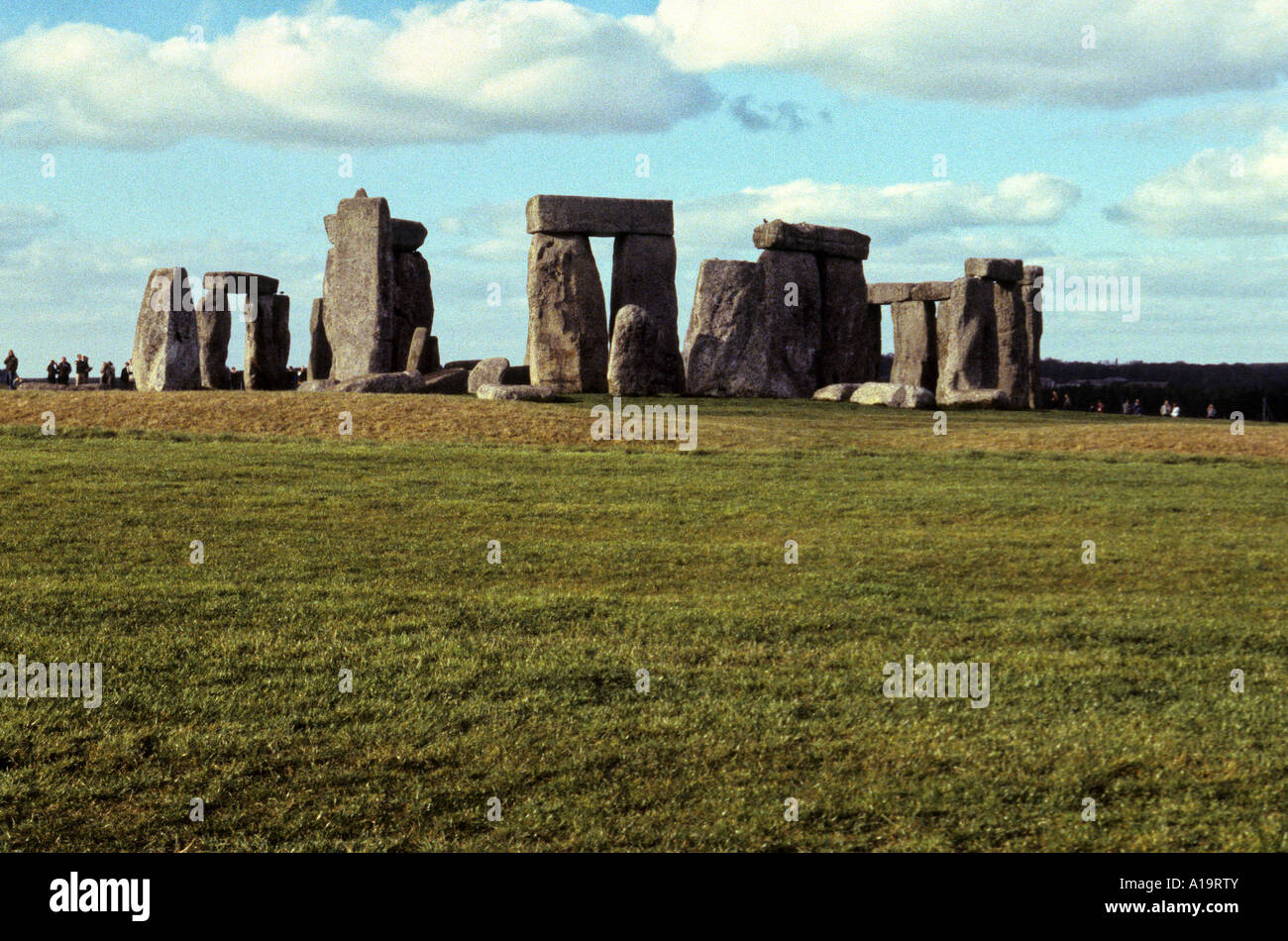Patrimonio Mondiale UNESCO neolitico Età della pietra le rovine di Stonehenge nella campagna inglese vicino a Amesbury Regno Unito Foto Stock
