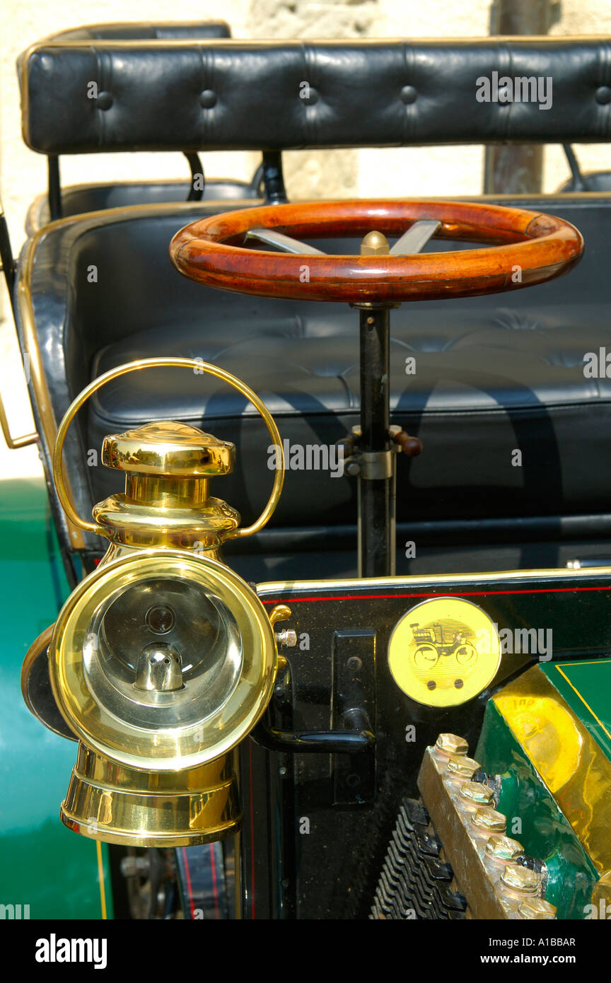 Il volante e il faro, Vintag auto Renault, anno 1900 Foto Stock