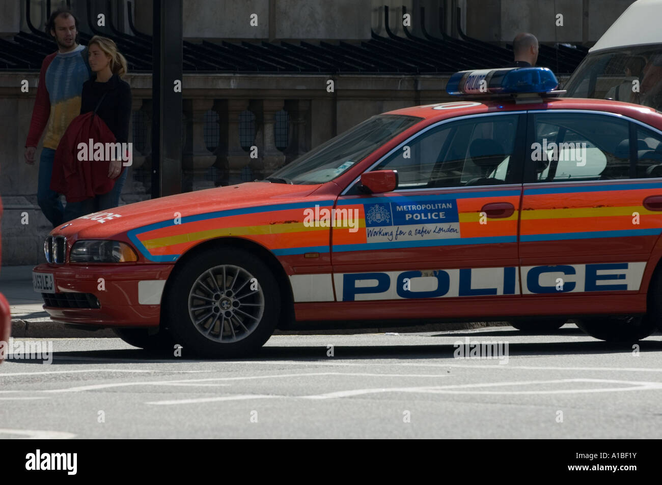 Polizia diplomatica Gruppo BMW a un incidente in Westminster, Londra Foto Stock