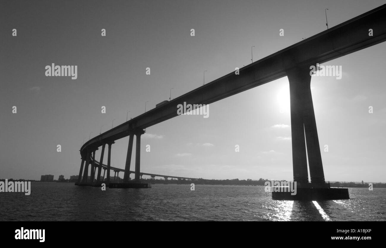 Il Coronado Bay Bridge di San Diego California USA Foto Stock