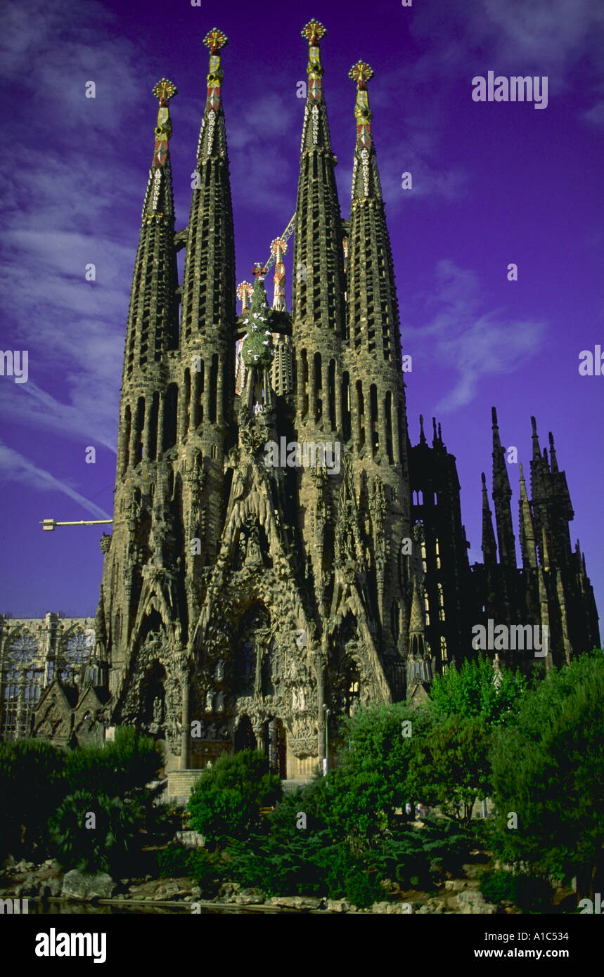 Antonio Gaudi Templo de la Sagrada Familia chiesa della Sacra Famiglia a Barcellona Spagna Foto Stock