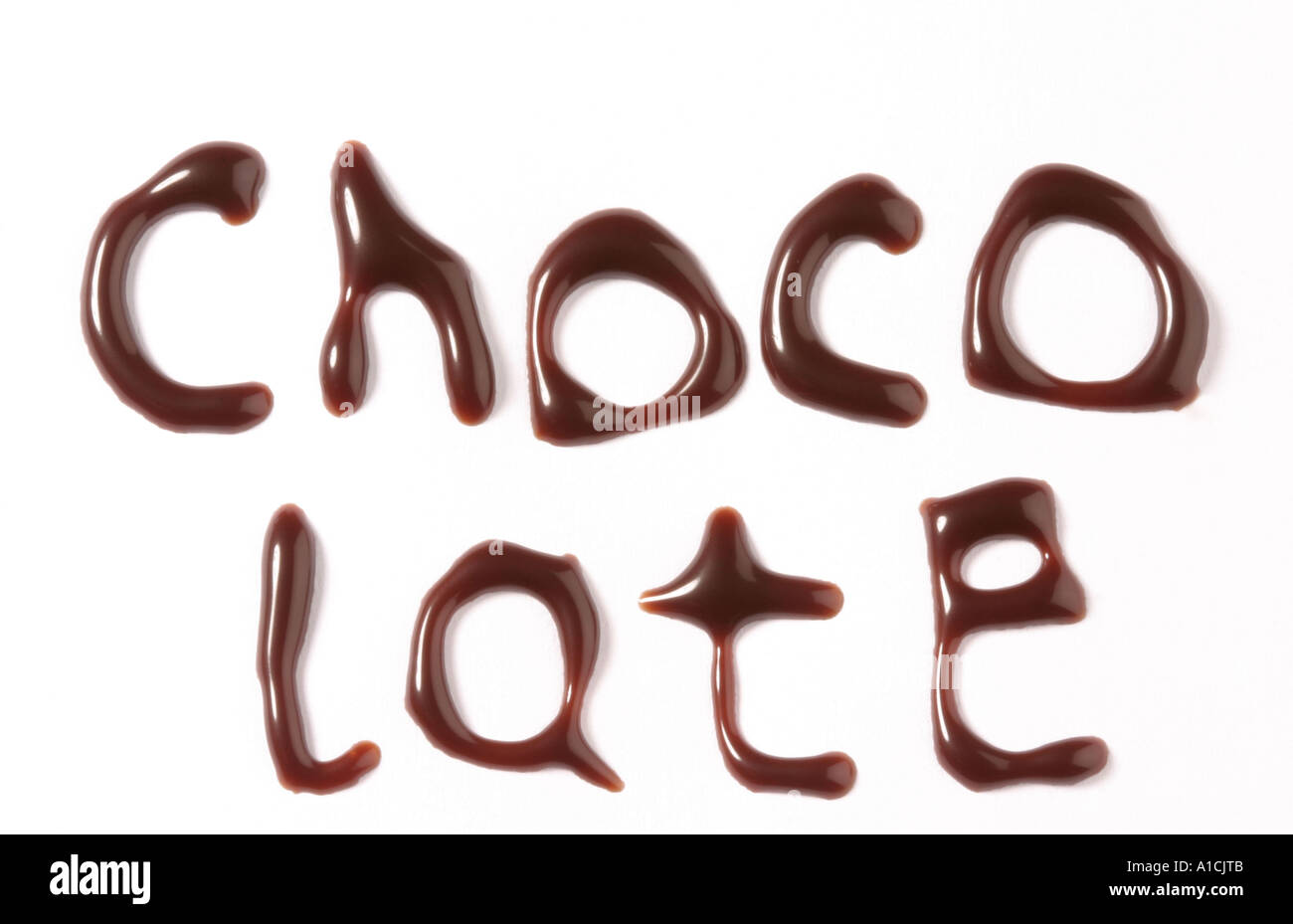 La parola cioccolato scritto a mano nel cioccolato Foto Stock