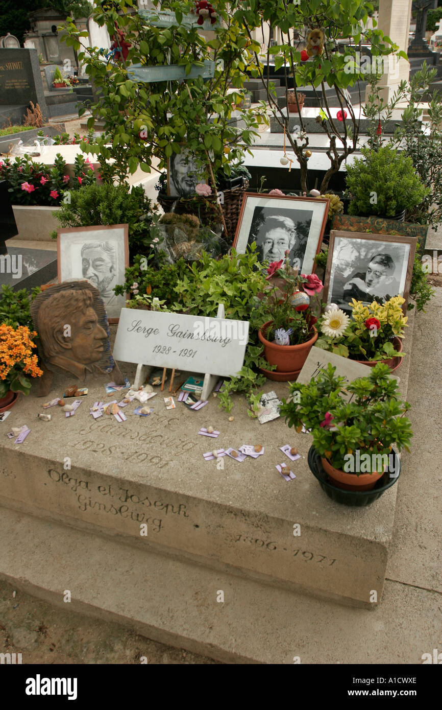 Serge Gainsbourg tomba nel cimitero di Montparnasse in Parigi Francia Foto Stock