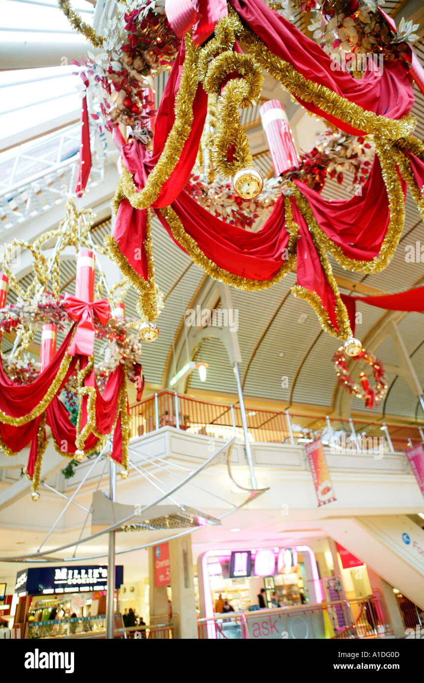 Le decorazioni di Natale Shopping Mall REGNO UNITO Foto Stock