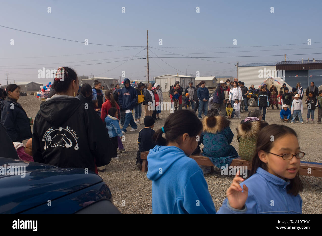 Il relè gare al quarto di luglio festa al punto di speranza il più antico villaggio eschimese lungo la costa artica Alaska Foto Stock