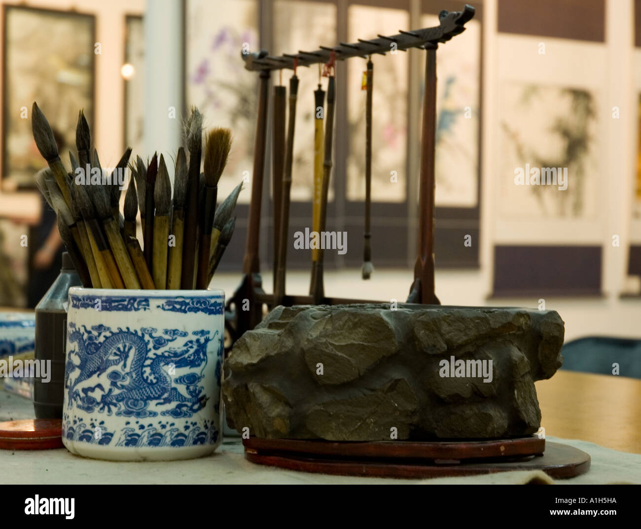 Calligraphy spazzole e strumenti in arte cinese Studio, Xi'an, Cina Foto Stock