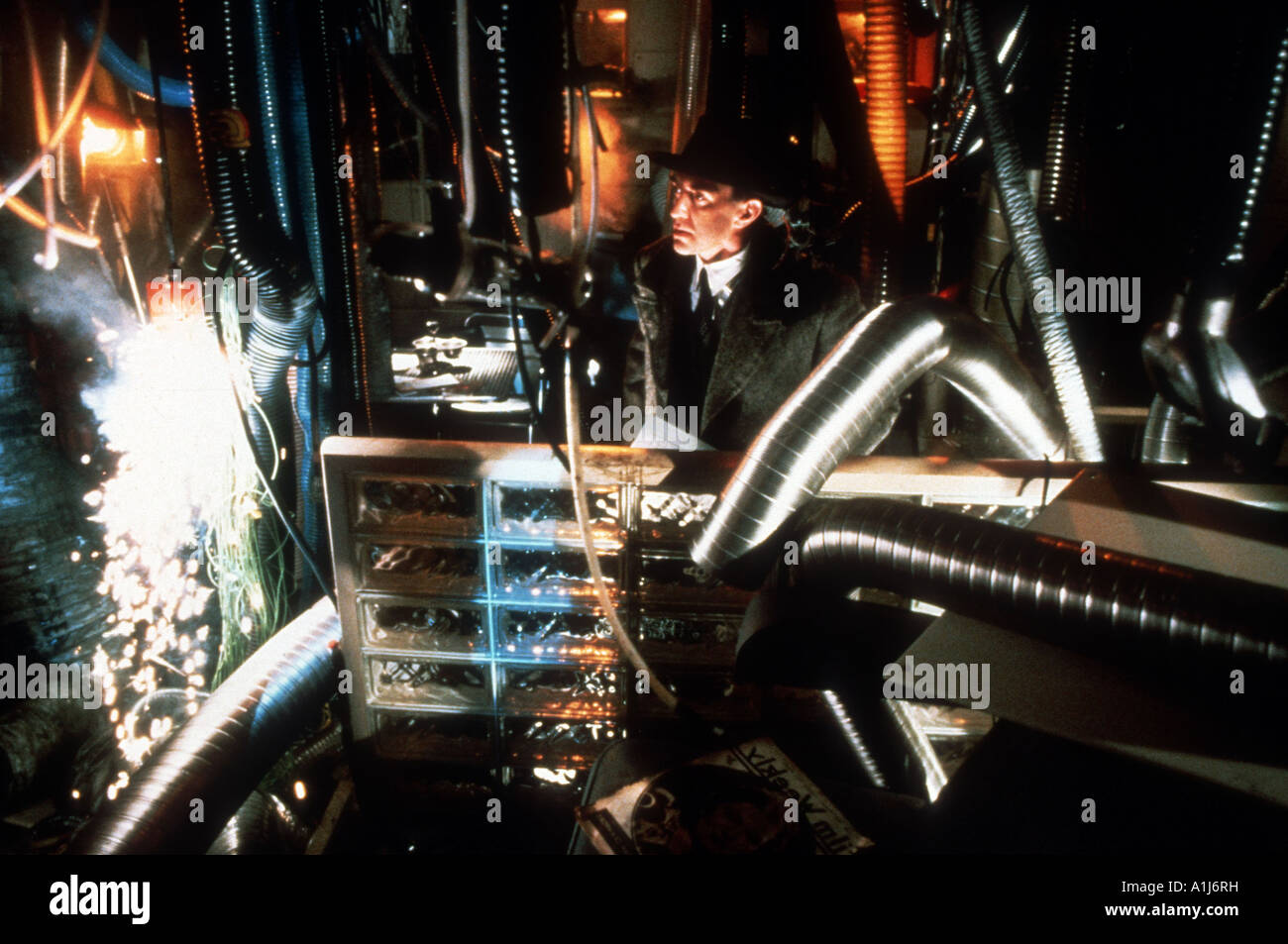 Il Brasile anno 1985 il regista Terry Gilliam Jonathan Pryce Foto Stock