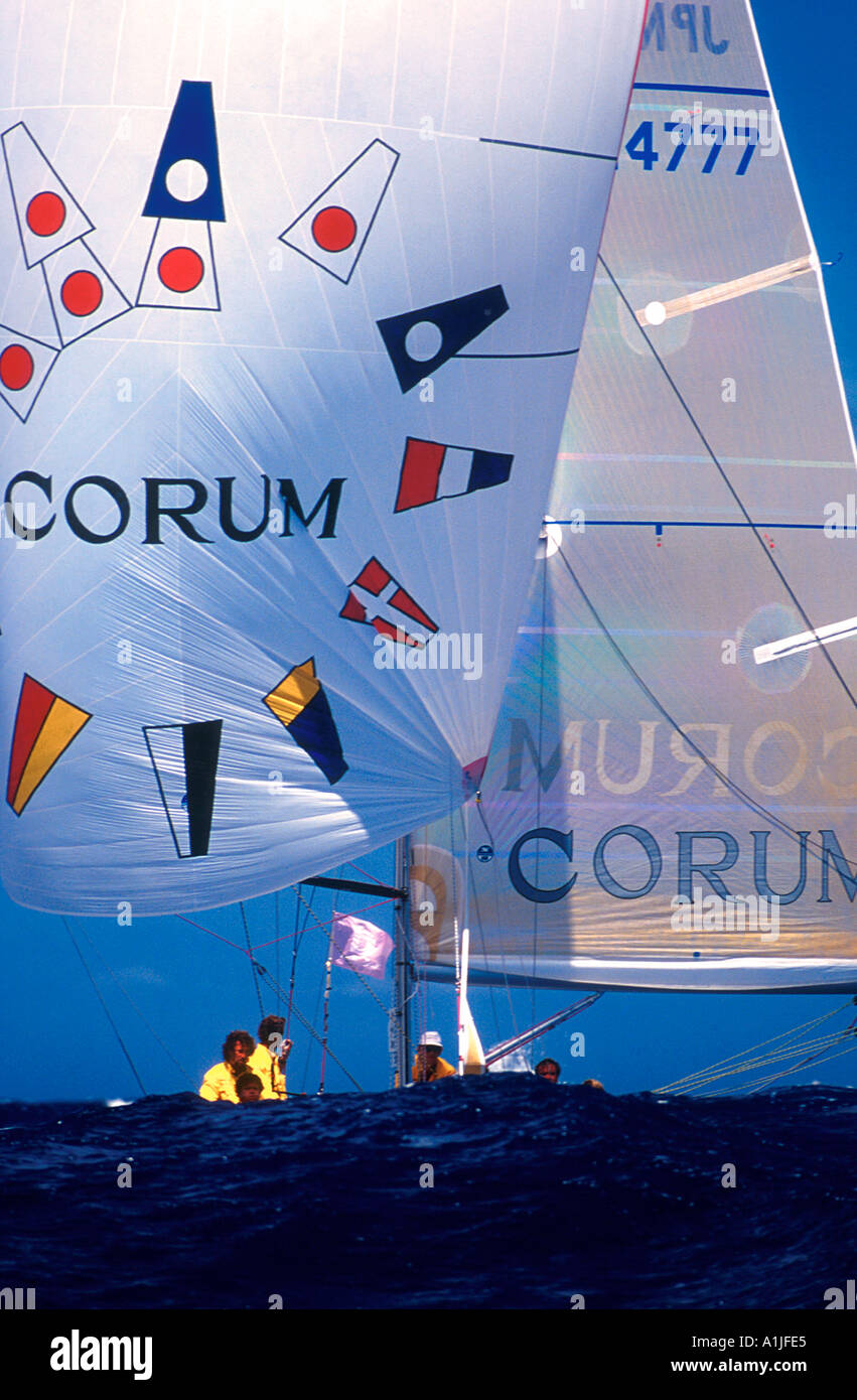 Barca da regata spinnaker su ingrossare oscurando hull Honolulu Hawaii USA Foto Stock