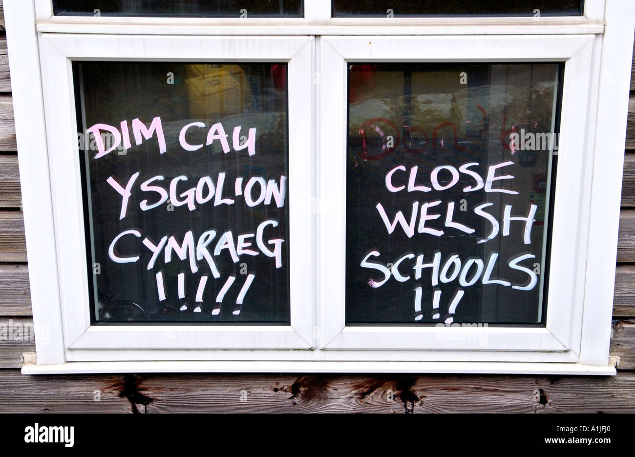 Garnswllt Scuola gallese nei pressi di Ammanford Swansea Wales UK campagna per salvarlo dalla chiusura Foto Stock