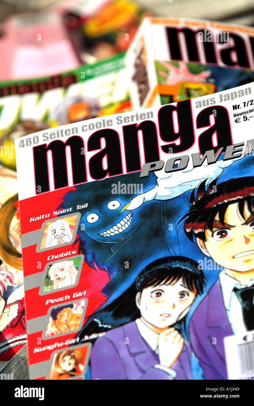 Nei fumetti Manga riviste e pubblicazioni al giornalaio, Tokyo, Giappone  Foto stock - Alamy