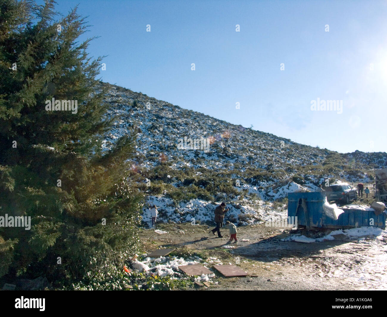 La neve sulla cima di una montagna di neve in Spagna in Spagna las Serranías de Ronda montagne andalusia andalusia andaluso andaluso Foto Stock