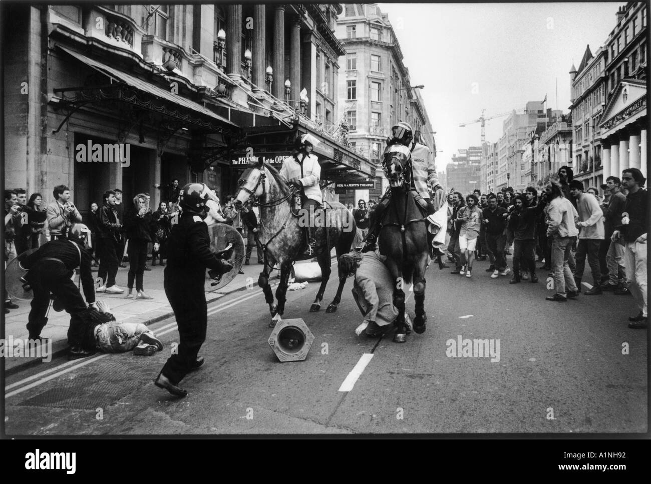 Anti Poll Tax demo Central London REGNO UNITO 31 Marzo 1990 Foto Stock