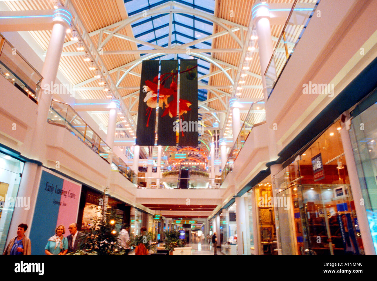 Dubai EMIRATI ARABI centro di Burjuman Foto Stock