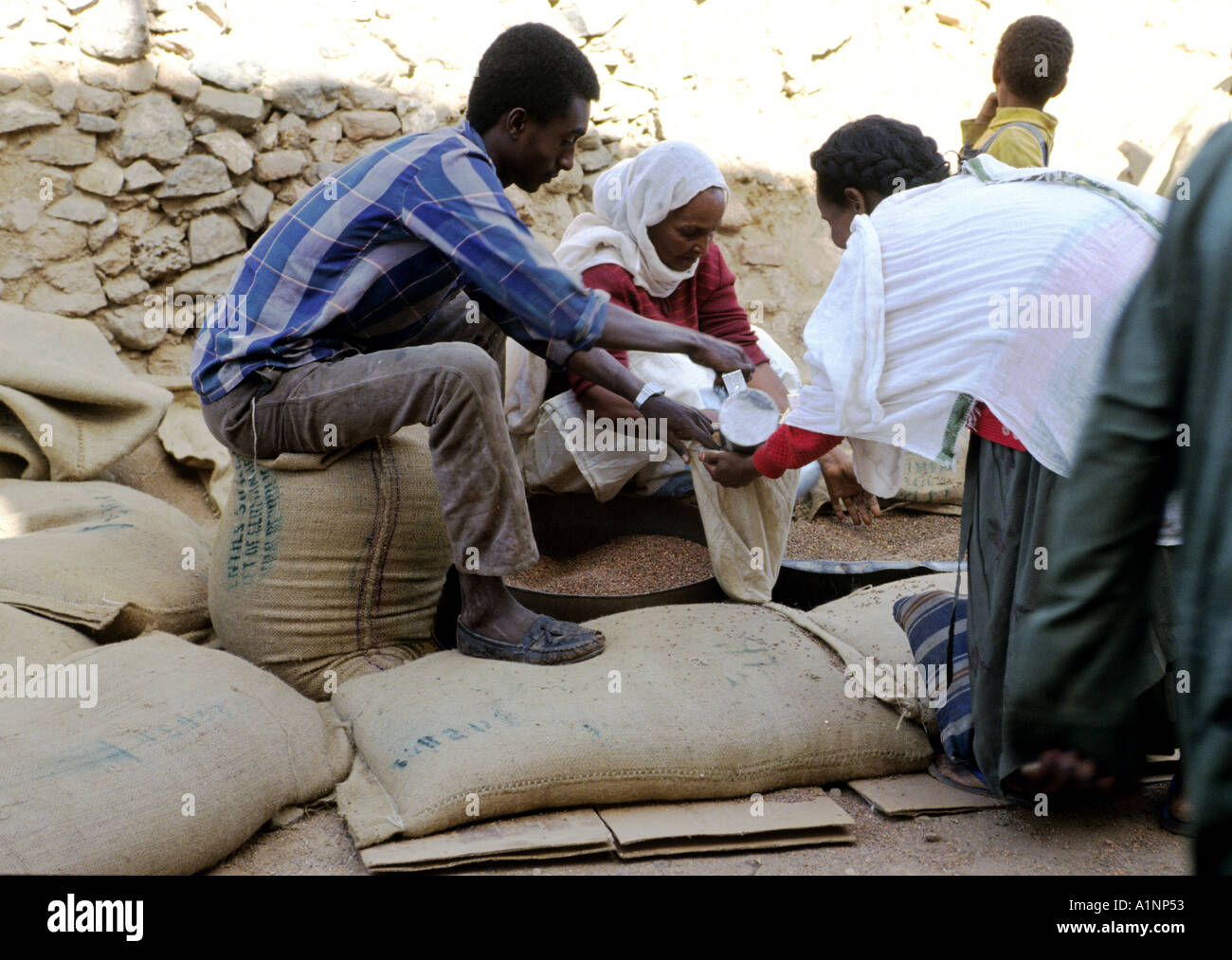 Eritrea cibo la distribuzione di aiuti alimentari in Asmara Foto Stock