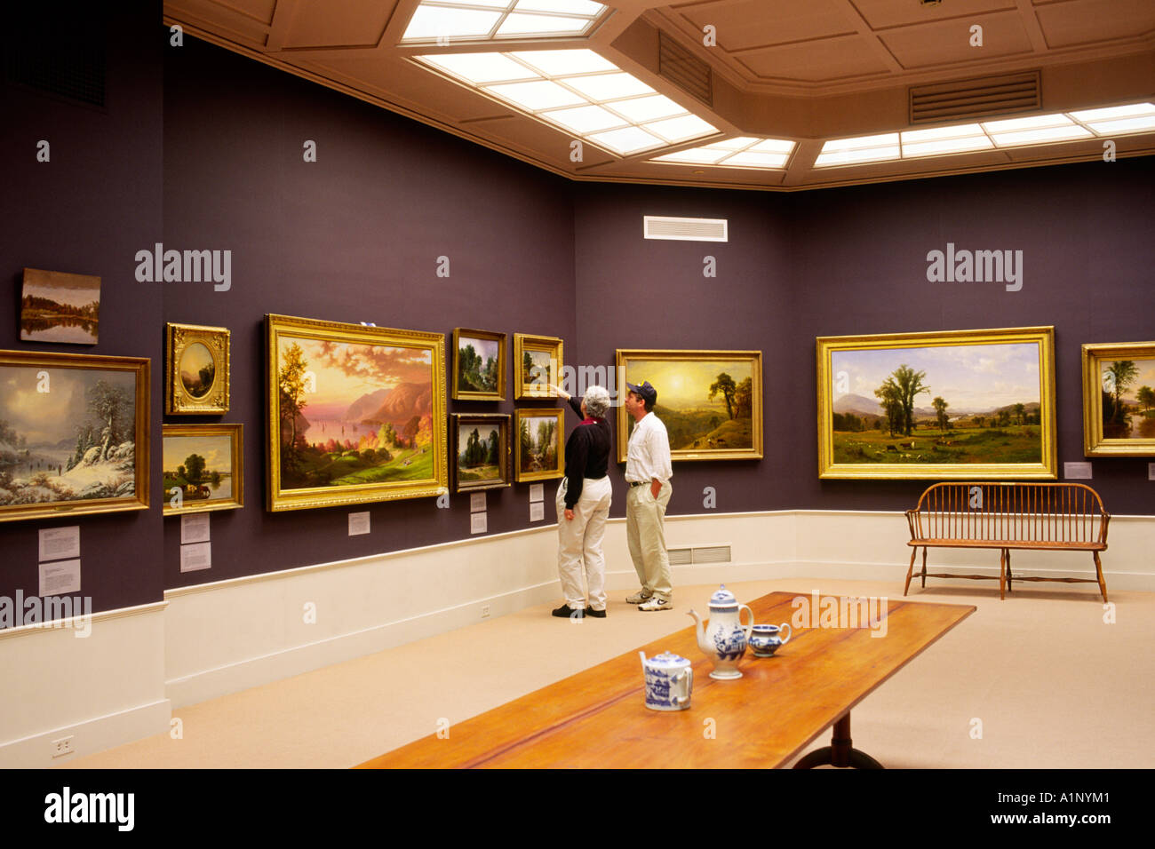 Fruitlands Museum vicino a Harvard, Massachusetts, New England, STATI UNITI D'AMERICA. Gallery mostra Hudson River School La pittura di paesaggio Foto Stock