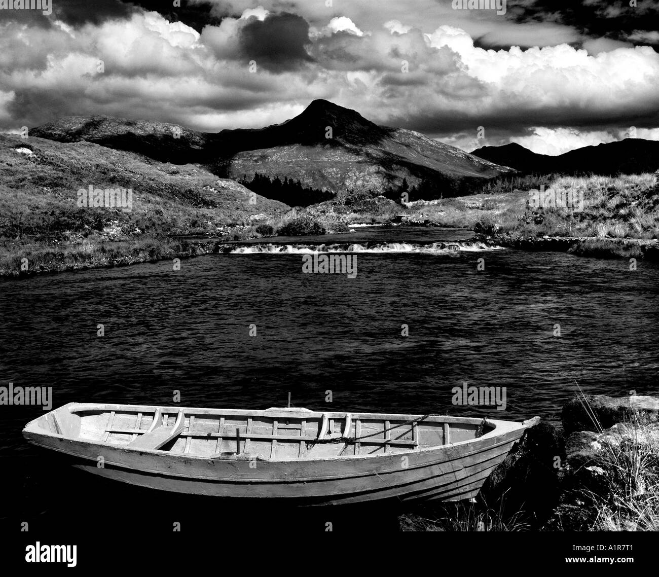 Fiume Owenmore, Co. Galway, Irlanda Foto Stock