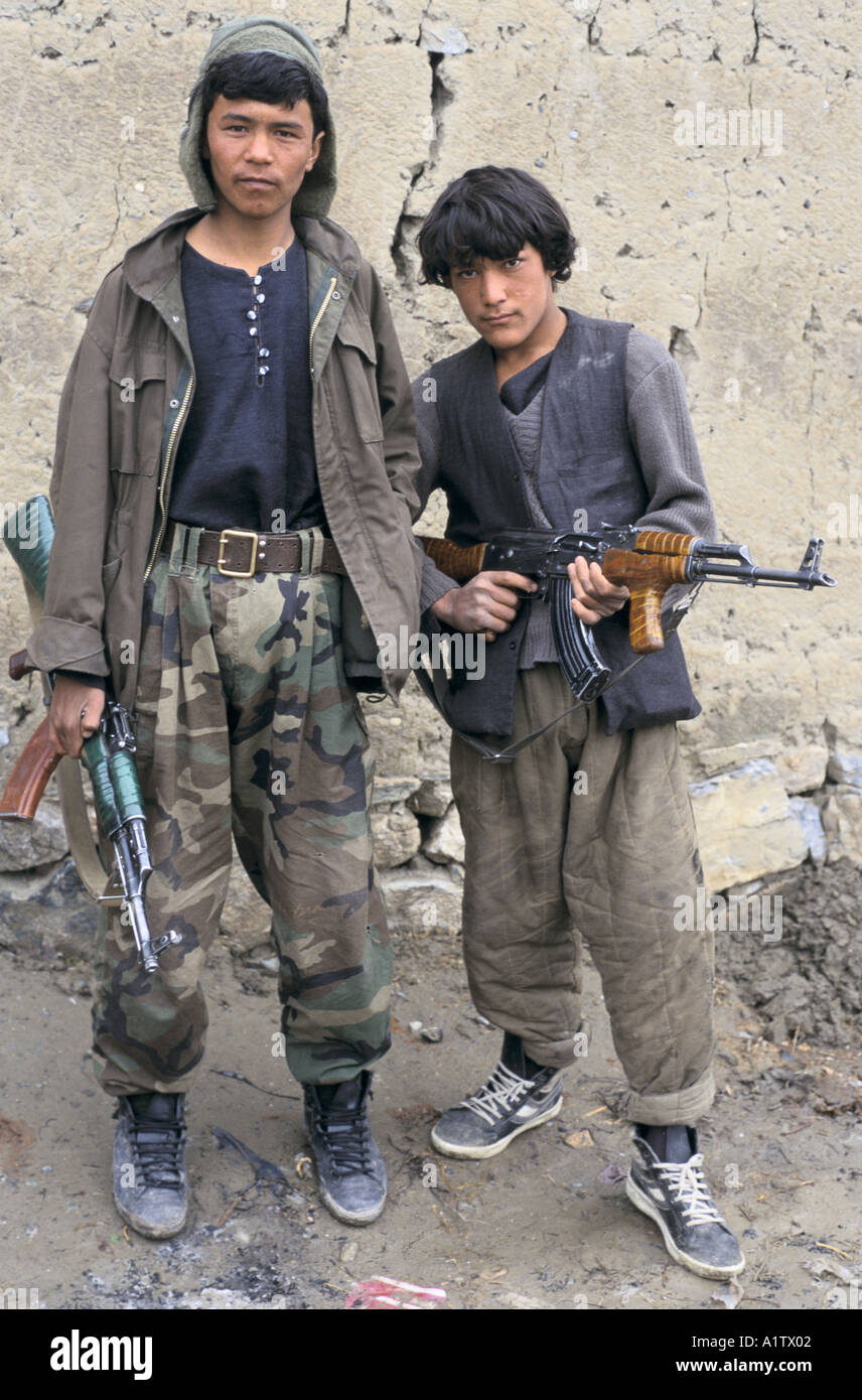 I giovani soldati FRONTLINE AFGHANISTAN Kabul Foto Stock