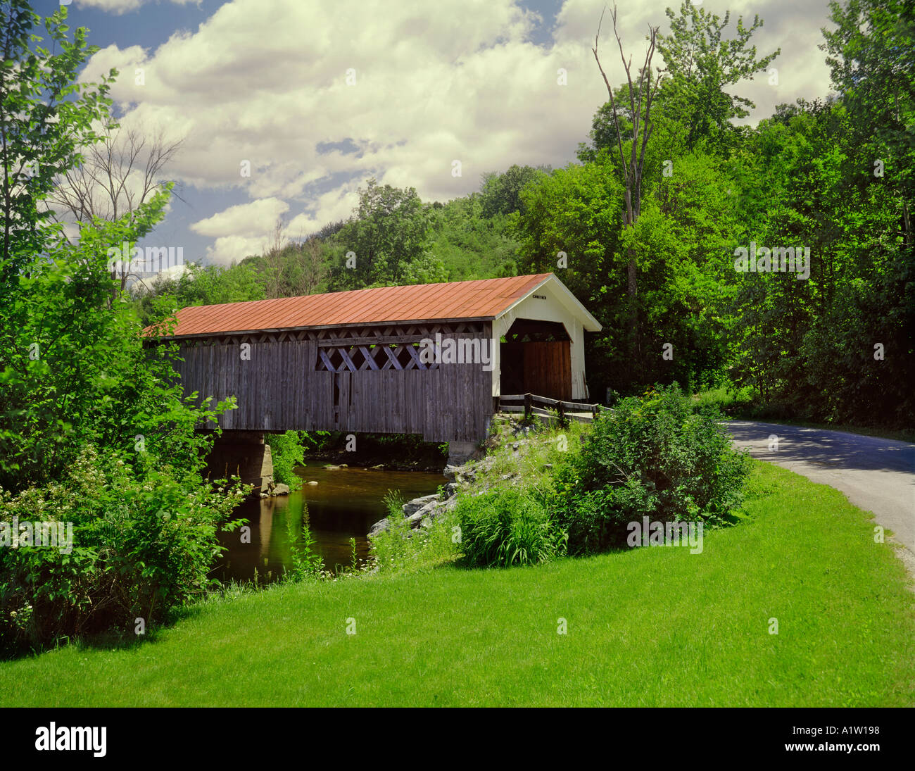 Ponte coperto in Montgomery Vermont USA New England Foto Stock