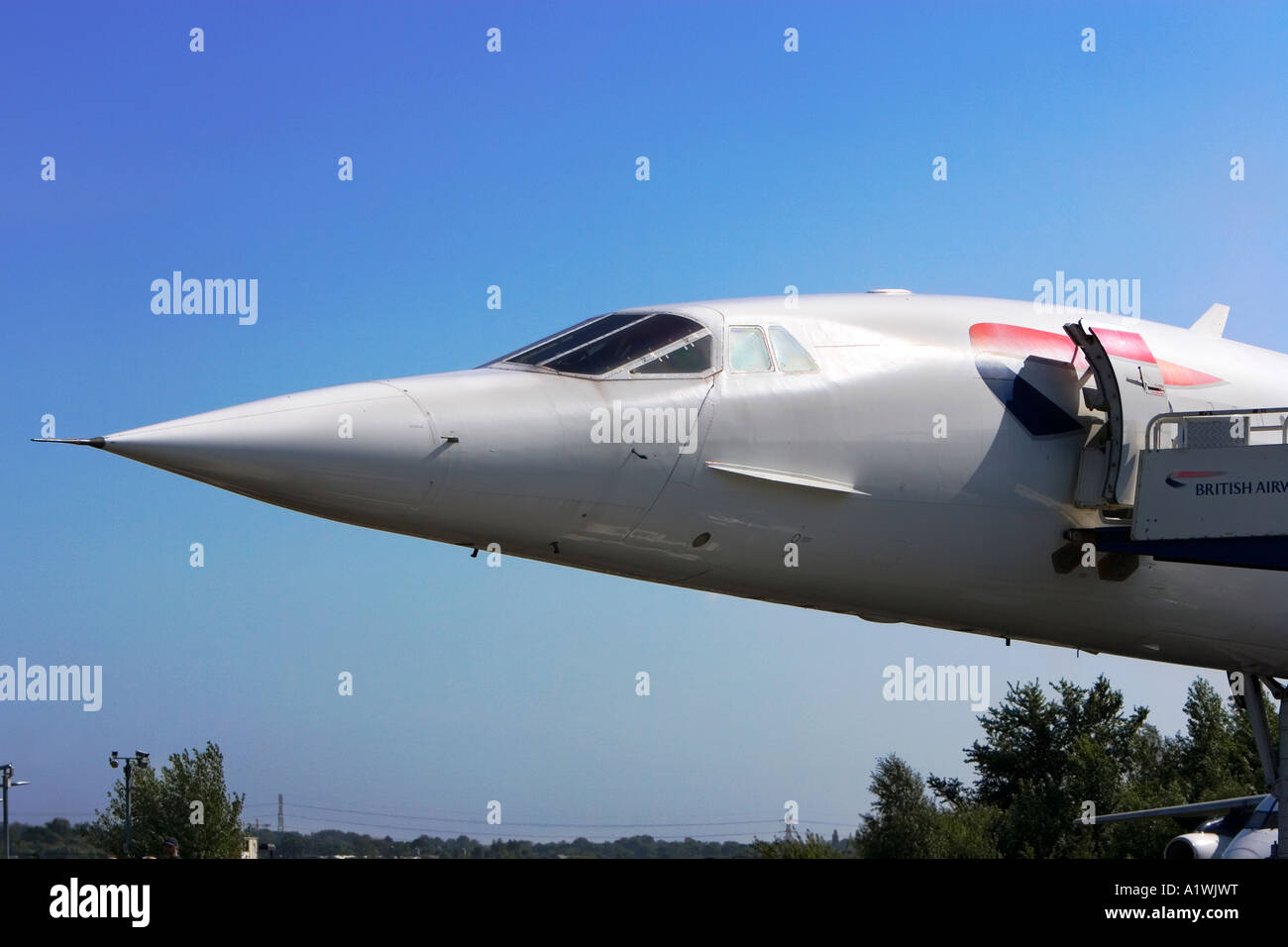 British Airways BA Concorde naso in cielo blu Foto Stock