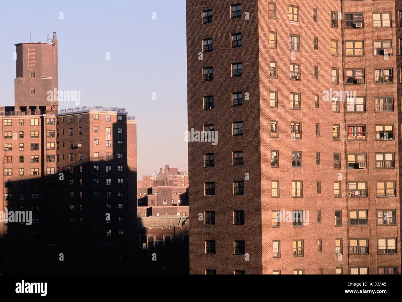 Alloggiamento in USA alloggiamento sporge nel Lower East Side di New York Foto Stock