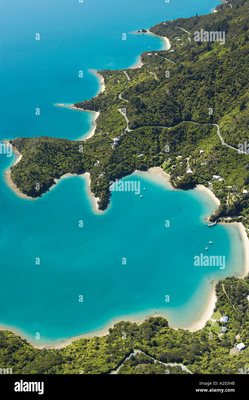 Te Mahia Bay Kenepuru Sound Marlborough Sounds Isola del Sud della Nuova Zelanda antenna Foto Stock
