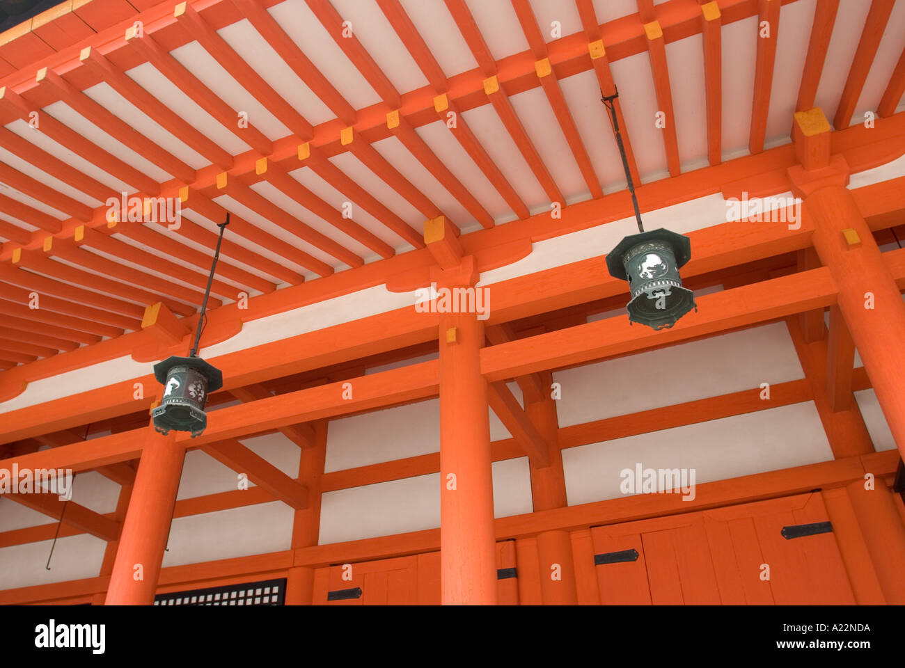 Dettaglio del tetto Heian Jingu Kyoto in Giappone Foto Stock