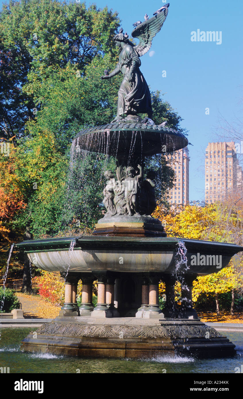 New York City Upper East Side Central Park Bethesda Fontana angelo delle acque Foto Stock