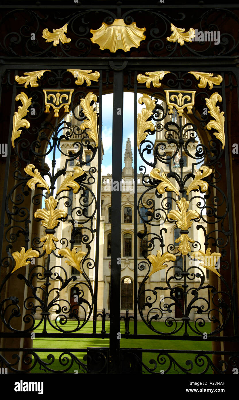 College di Oxford gates Foto Stock