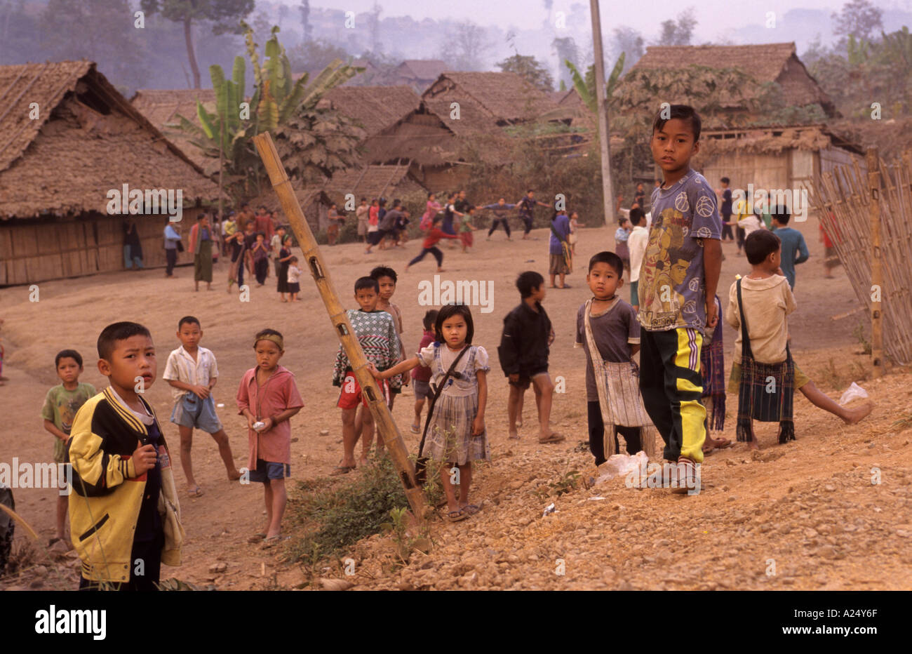 Rifugiati di etnia karen in Thailand Burma Border Mai area Sariang Foto Stock