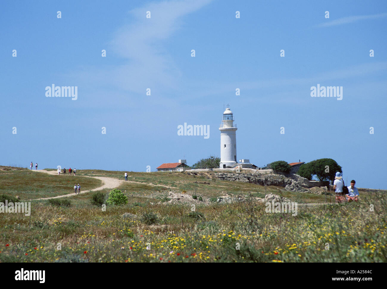 Faro di PAPHOS CIPRO EUROPA, sull'angolo sudoccidentale di Cipro, situato su un promontorio sul mare Mediterraneo. 1888 Foto Stock