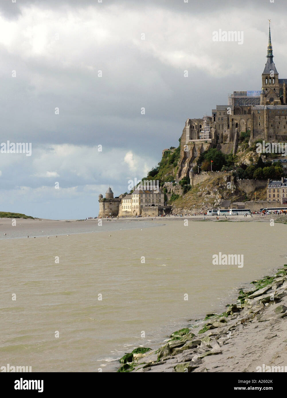 Vista Mont Saint Michel Monte San St S Michael canale inglese La Manche meraviglia Normandia Normandie Nord Ovest della Francia Europa Foto Stock